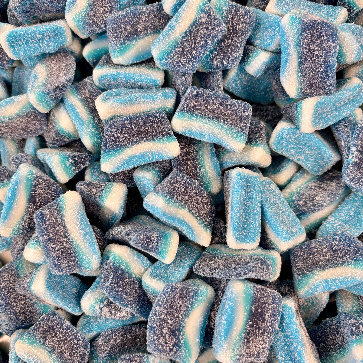 Pick and Mix Sweets - Fizzy Blue Raspberry Slices 250g - Candy Mail UK ...