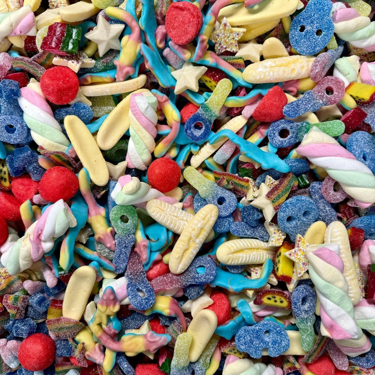 Pick and Mix Sweets - 1Kg Ultimate Mix - Candy Mail UK