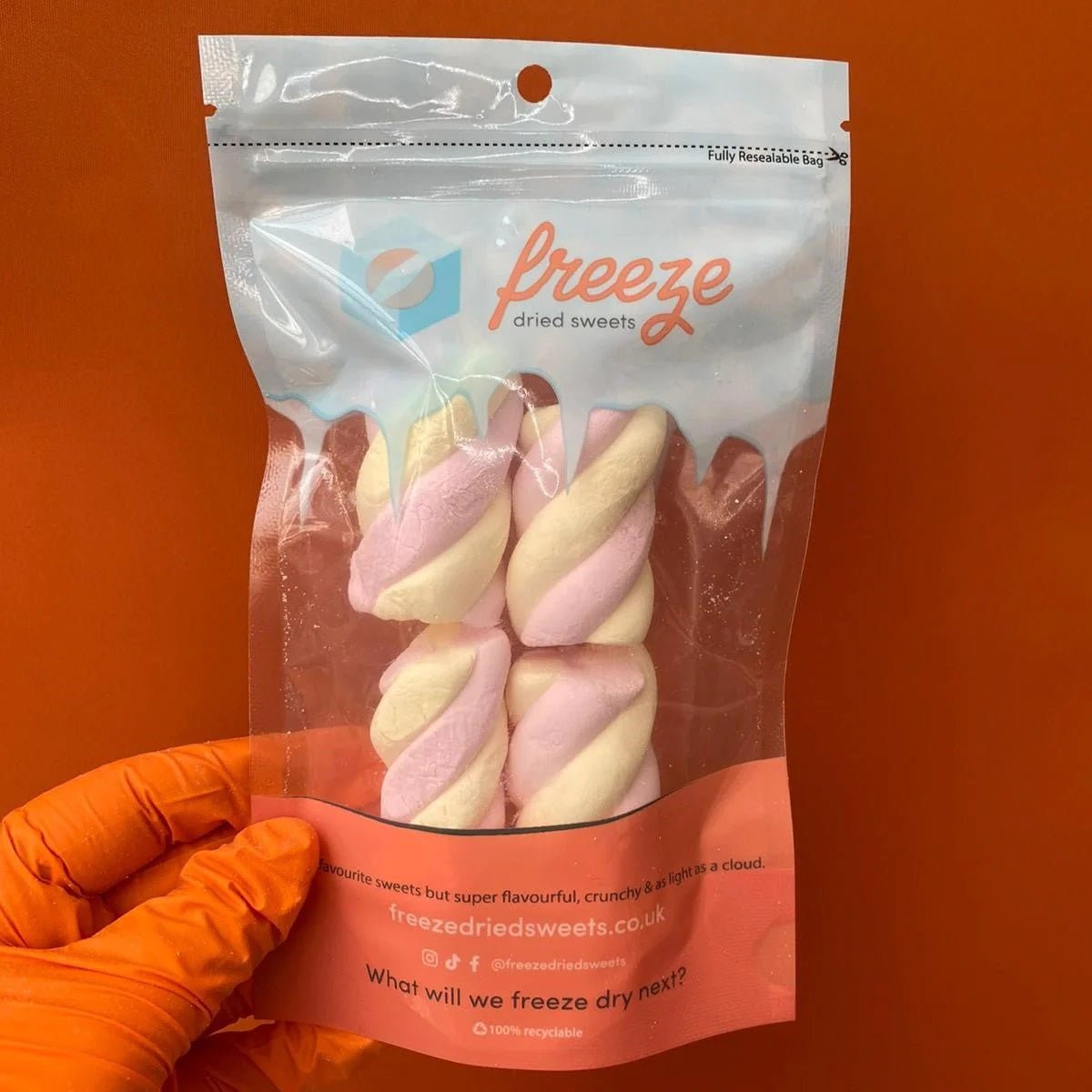 Freeze Dried Sweets - Mini Flumps (4Pcs) - Candy Mail UK
