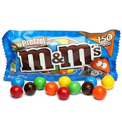 M&Ms Pretzel Bag 32g - Candy Mail UK